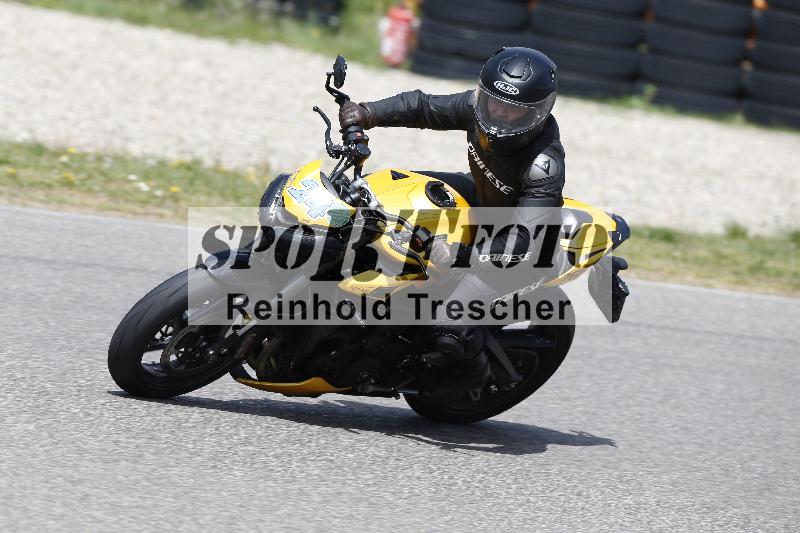 /09 19.04.2026  Caremotion get faster ADR/Gruppe gruen/24